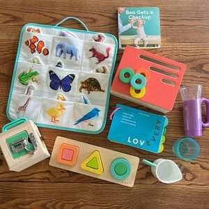 Lovevery The Realist Play Kit - 19, 20, 21 months